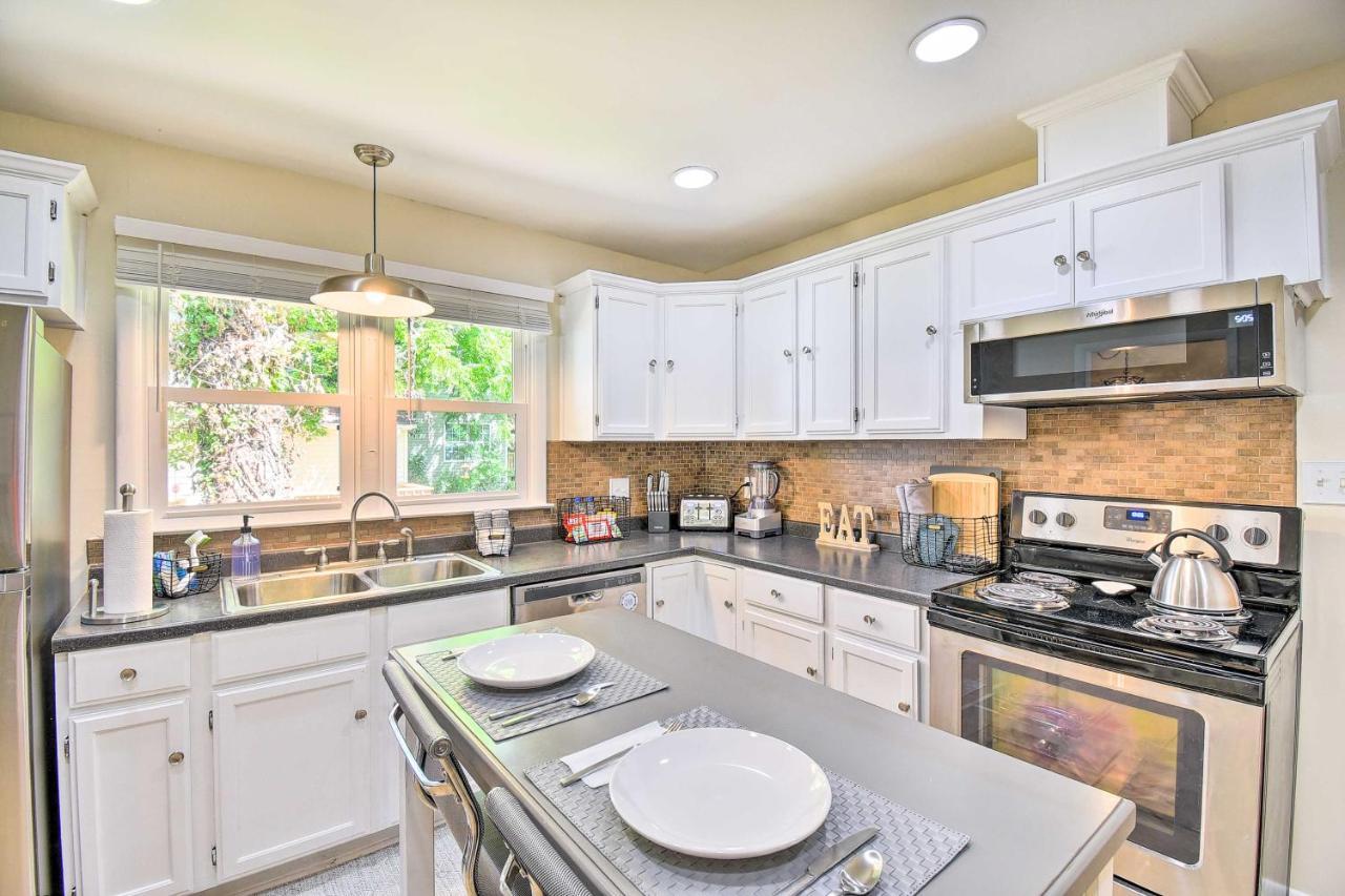 Charming Hampton Home With Yard 2 Mi To Beach! Exteriér fotografie